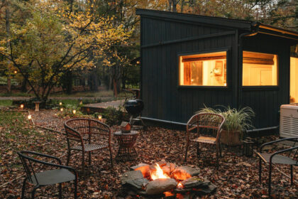 a holiday cabin in the woods in Autumn